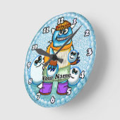 Schneeball-Monster Runde Wanduhr (Winkel)