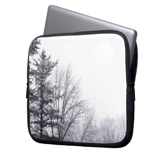Schneebäume: Horizontal Laptopschutzhülle (Vorderseite Links)