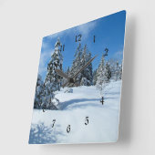 Schneebedeckte Bäume, Winterlandschaft Quadratische Wanduhr (Winkel)