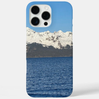 Schneebedeckte Berge und iPhone-Fall im Ozean iPhone 16 Pro Max Hülle