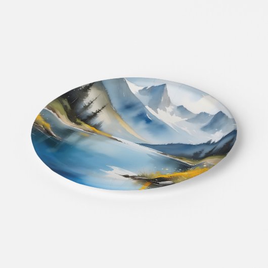 Schneebedeckte Berge und See Pappteller (Schrägansicht)