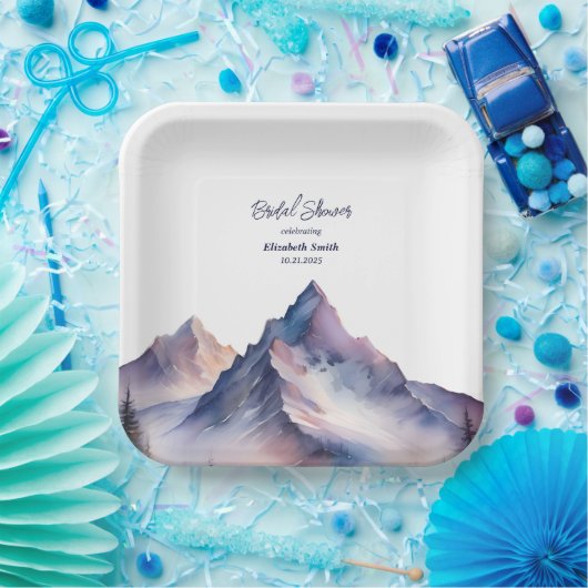 Schneebedeckte Berglandschaft Brautparty Pappteller (Party)