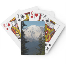 Schneebedeckte Berglandschaft