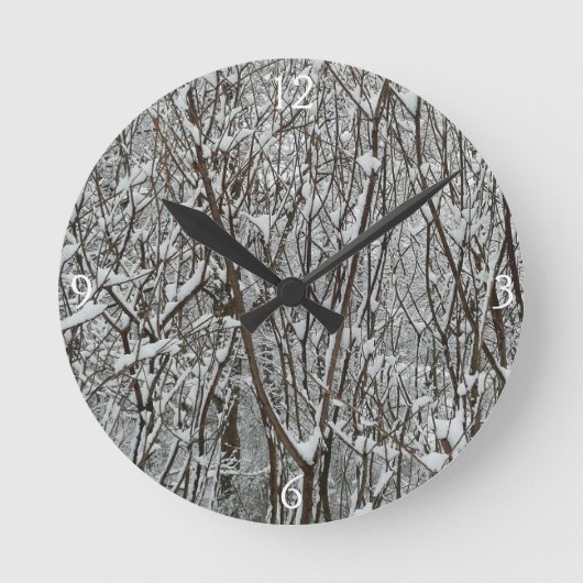 Schneebedeckte Branchen Winter Abstrakt Runde Wanduhr (Vorderseite)