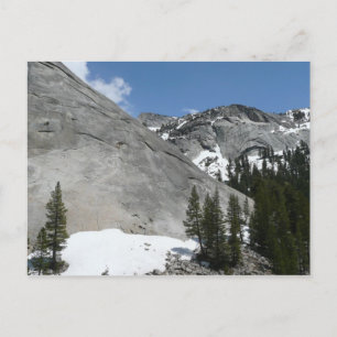Schneebedeckte Granit Dome I im Yosemite National Postkarte