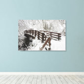 Schneebedeckte Holzbrücke Leinwanddruck (Insitu (Holzboden))