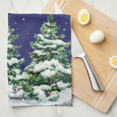 Schneebedeckte immergrüne Bäume mit Schneefall Geschirrtuch (Viertel Falte)