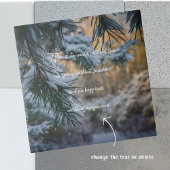 Schneebedeckte Kiefernäste Fliese