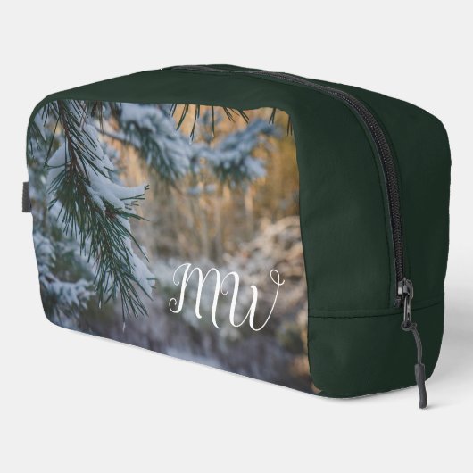 Schneebedeckte Kiefernäste Waschbeutel (Rechte Ecke)