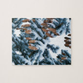 Schneebedeckte Kiefernstränge und -konen Puzzle (Horizontal)