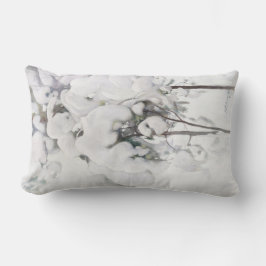 Schneebedeckte Pinienwälder (von Pekka Halonen) Lendenkissen