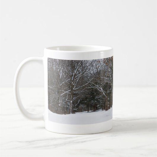 Schneebedeckte Tasse (Links)