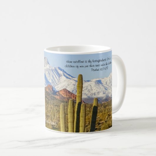 Schneebedeckte vier Gipfel Berg Saguaro Kaktus Kaffeetasse (VorderseiteRechts)