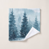 Schneebedeckte Weihnachtsbäume  Badhandtuch Set (Waschlappen)