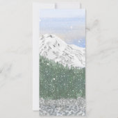 Schneebedeckter Berg, fallender Schnee und Wald Einladung (Rückseite)