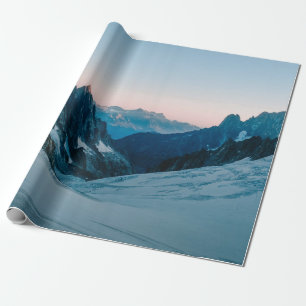 SCHNEEBEDECKTER BERG GESCHENKPAPIER