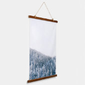 Schneebedeckter Fichtenwald Wandteppich Mit Holzrahmen (Gewinkelt)