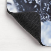 Schneebedeckter Hund Mousepad (Ecke)