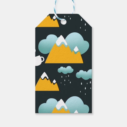 Schneebedeckter Winterwaldberg Geschenkanhänger (Vorderseite)