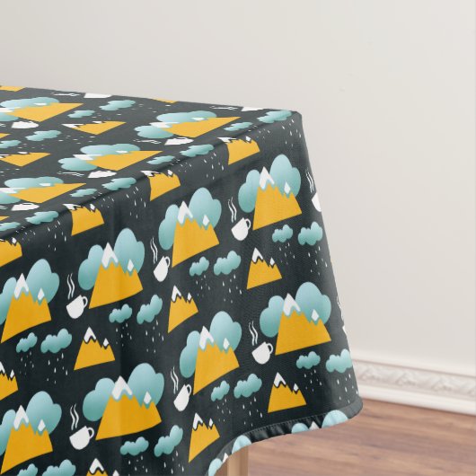 Schneebedeckter Winterwaldberg Tischdecke (Beispiel)