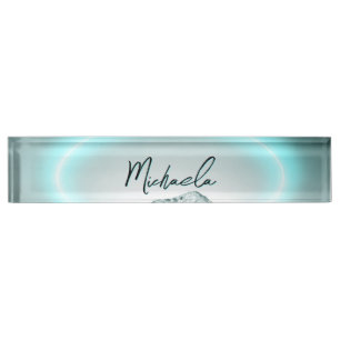 Schneeberg mysteriös blaues Neonlicht-Monogramm Namensplakette