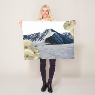 Schneeberg und Blume Fleece Blanket