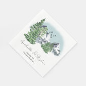 Schneebewaldete Landschaft mit Pinienwäldern Serviette (Ecke)