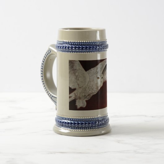 Schneebuschel auf dem Jagdbierstein Bierglas (Vorderseite Links)