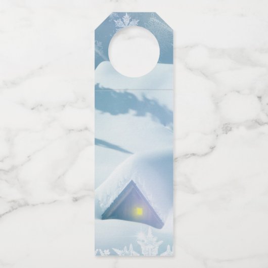 Schneedecke in einem Wald Flaschenanhänger (Vorderseite)