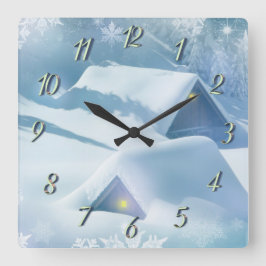 Schneedecke in einem Wald Quadratische Wanduhr