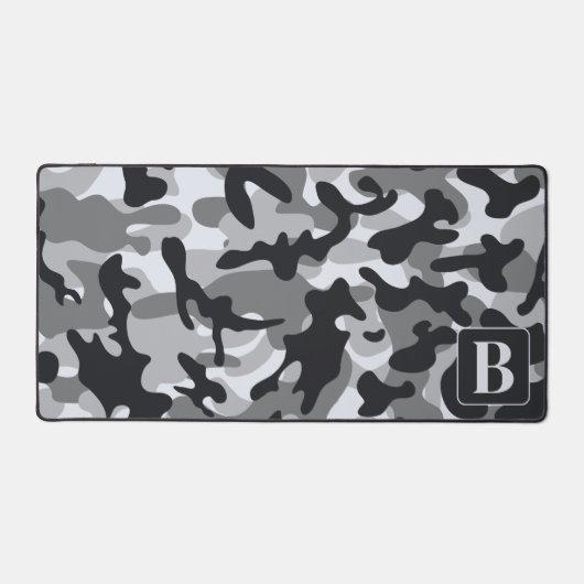 Schneedecke Personalisiert Modernes Monogramm Camo Schreibtischunterlage (Vorderseite)