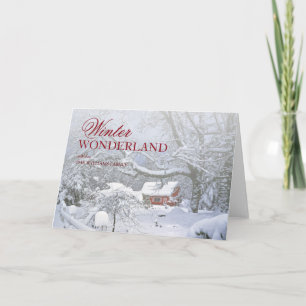 Schneedeckelandschaft und rote Scheune im Abstand Feiertagskarte