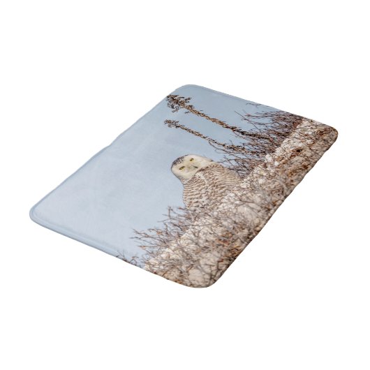 Schneeeule am Strand Badematte (Schrägansicht)
