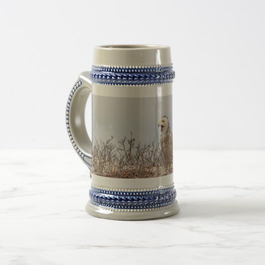Schneeeule am Strand Bierglas (Vorderseite Links)