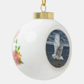 Schneeeule am Strand Keramik Kugel-Ornament (Links)