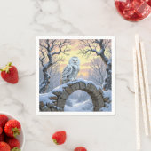Schneeeule auf einem steinernen Bogen Serviette (Beispiel)