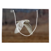 Schneeeule im Flug Große Geschenktüte (Rückseite)