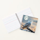 Schneeeule im Wintermondlicht mit Schneefall Notizblock (Innenseite)
