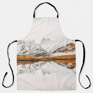 SCHNEEFELSBERG WÄHREND DER SCHNEE SCHÜRZE