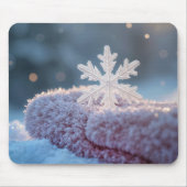 Schneeflocke auf einem rosa Mitten Mousepad (Vorne)