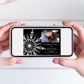 Schneeflocke auf Schwarzer Winter Hochzeit Save The Date