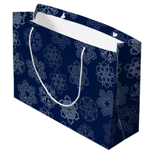 Schneeflocke Große Geschenktüte (Rückseite Schrägansicht)