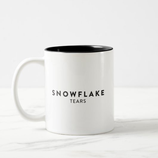 Schneeflocke-Risse Zweifarbige Tasse (Links)