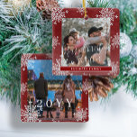 Schneeflocken 2 Foto personalisiert Keramikornament<br><div class="desc">Rustic elegant winter red and white family keepsake tree ornament template with sparkling snowflakes frame.                                                                                                                                                                                                                                                                 </div>
