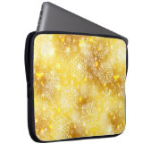 Schneeflocken auf goldenen Flächen Laptopschutzhülle (Vorne Rechts)