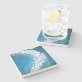 Schneeflocken auf hellblauem Weihnachten Steinuntersetzer (Seitenansicht)