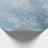 Schneeflocken auf Icy Blue Geschenkpapier (Ecke)