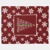 Schneeflocken auf Rot, VIbes of Christmas in einem Fleecedecke (Vorderseite (Horizontal))