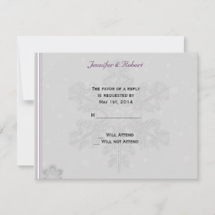 Schneeflocken auf Silber mit Aubergine-Akzente RSVP Karte