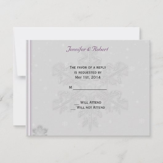 Schneeflocken auf Silber mit Eggplant Akzenten RSVP Karte (Vorderseite)